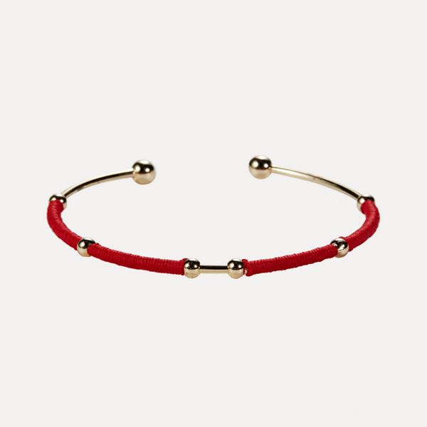 Romance Magnet  Red String Bracelet